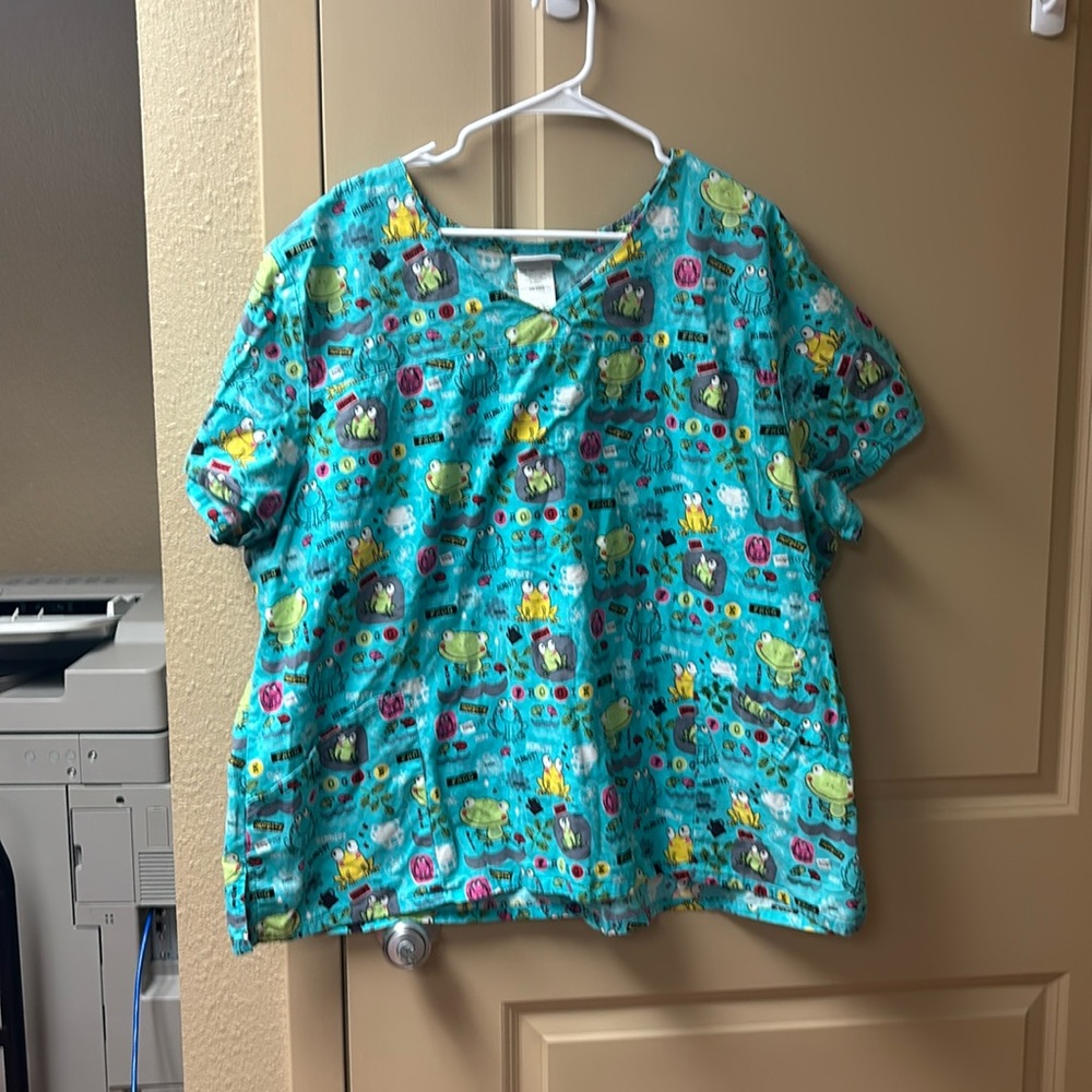 Scrub top